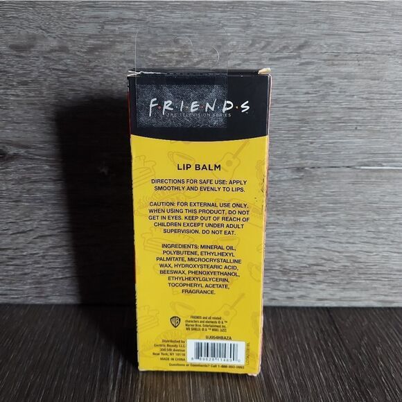 FRIENDS Flavored Lip Balm Gift Set Strawberry Frappe Black Coffee Vanilla Latte - Picture 2 of 3